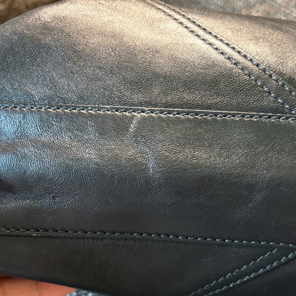 Gucci Britt Black Leather Shoulder Boston Bag - Picture 8 of 13